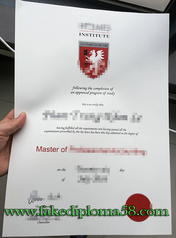 Holmes Institute fake degree certificate