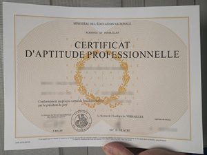 CAP esthétique certificate