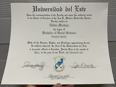 How to create a 100% copy Universidad Del Este degree certificate?